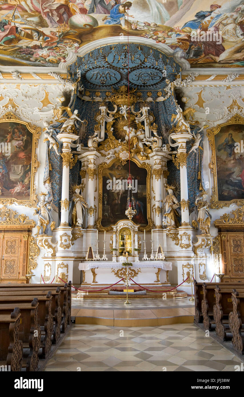 L'Europa, in Germania, in Baviera, Ingolstadt, Asam Chiesa, Maria De Victoria oratorio del Sodalizio di Nostra Signora, costruisce nel 1736, soffitto affrescato di Cosmas Damian Asam, barocco, vista dell'altare, arredamento in stile rococò Foto Stock