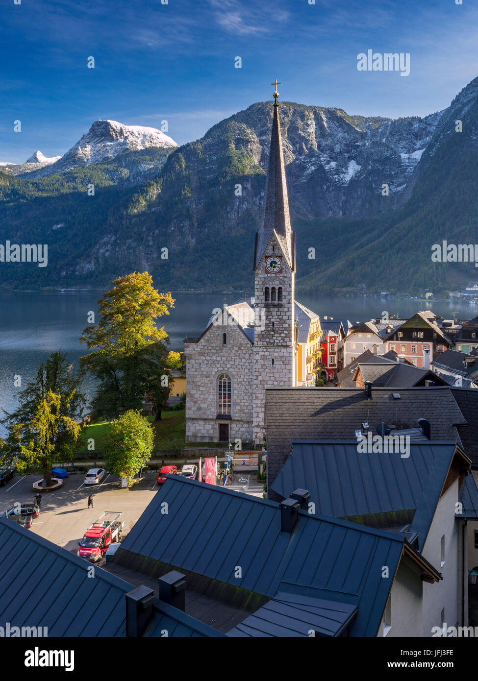 Hallstatt, patrimonio mondiale dell UNESCO, lago Hallstätter, Salzkammergut, Austria superiore, Austria, Europa Foto Stock