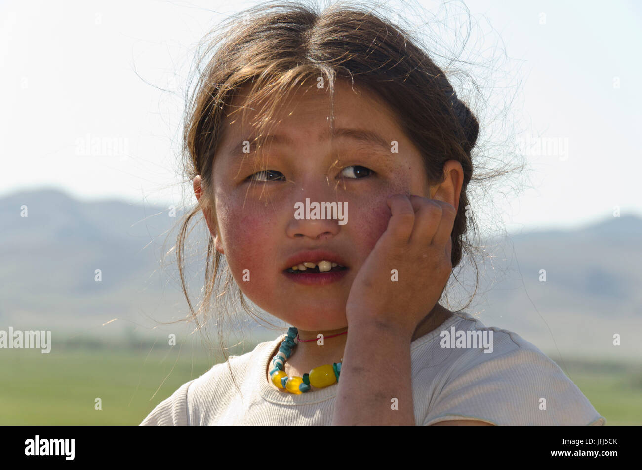 In Mongolia e in Asia centrale, bike tour Tamir - Tsetserleg, fase 5, nomadi ragazza, Foto Stock