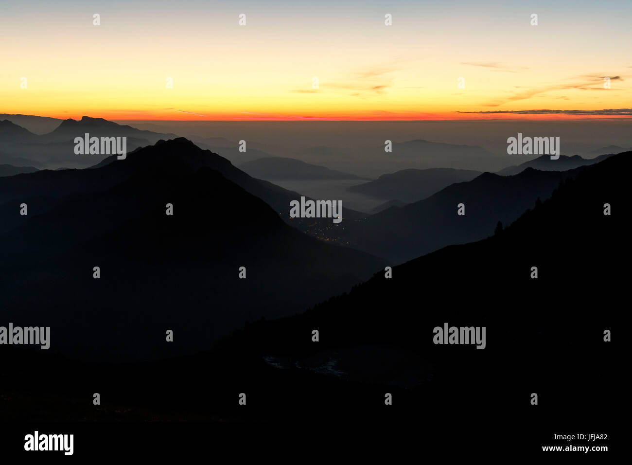 Brescia, lombardia, italia, montagne silhouette, Foto Stock