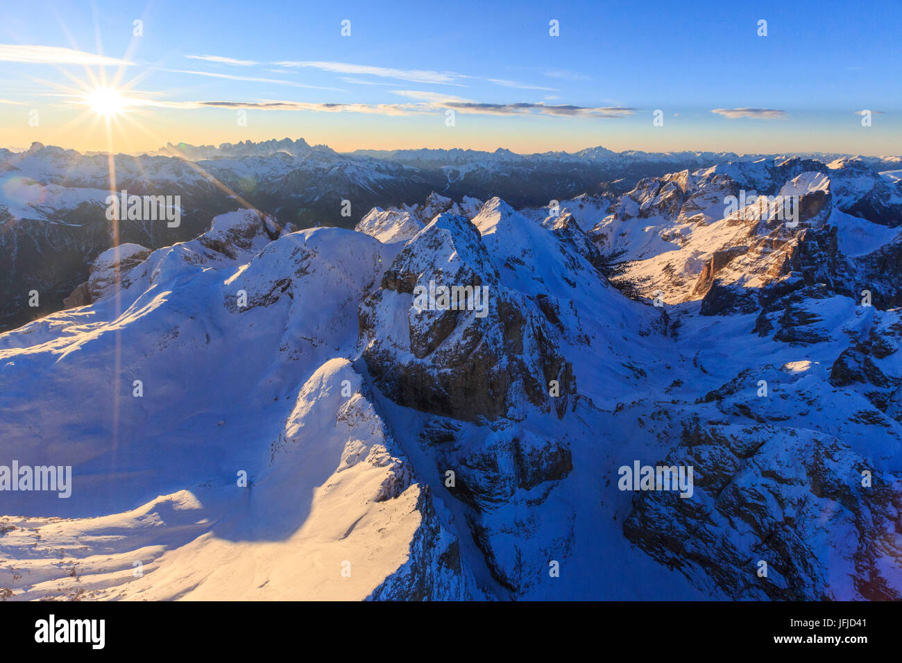 Vista aerea del Catinaccio al tramonto, dello Sciliar Parco naturale Dolomiti Trentino Alto Adige Italia Europa Foto Stock
