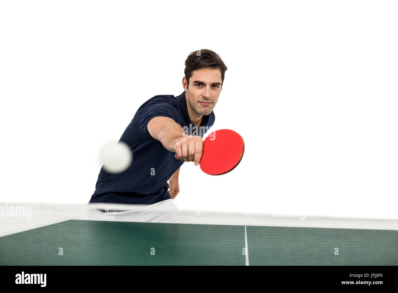 Ritratto di atleta maschio giocando a ping-pong Foto Stock