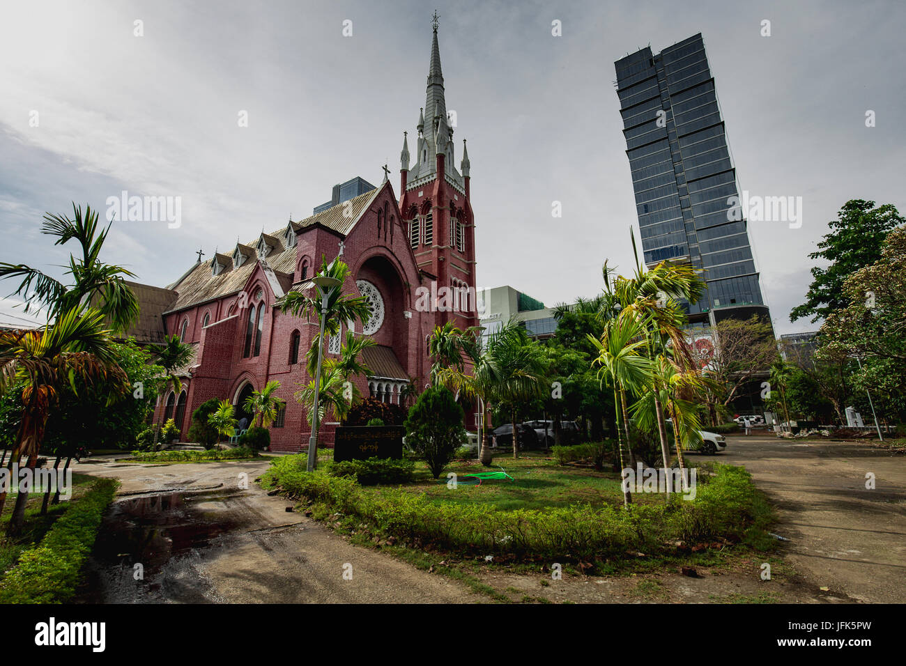 La santa Trinità / Chiesa in Yangon / Ragoon città capitale del Myanmar Foto Stock