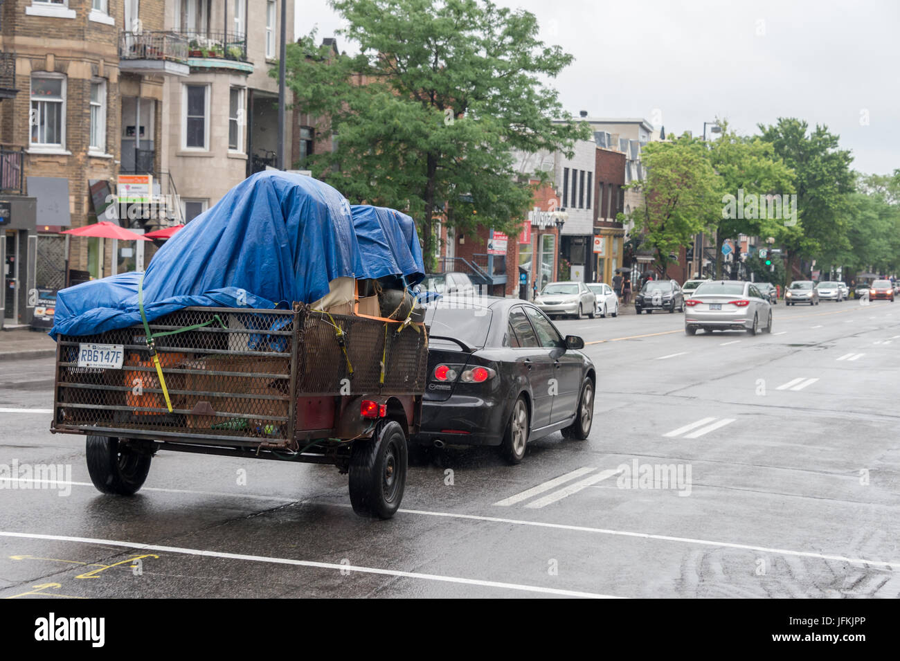 Montreal, Canada. 01 Luglio, 2017. Giorno del trasloco in Montreal. In Quebec, 1 luglio (Canada giorno) è conosciuto anche come giorno del trasloco. Credito: Marc Bruxelle/Alamy Live News Foto Stock