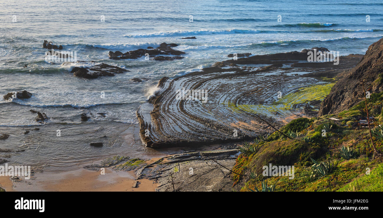 Anfiteatro naturale sulla spiaggia (Algarve, Portogallo). Foto Stock