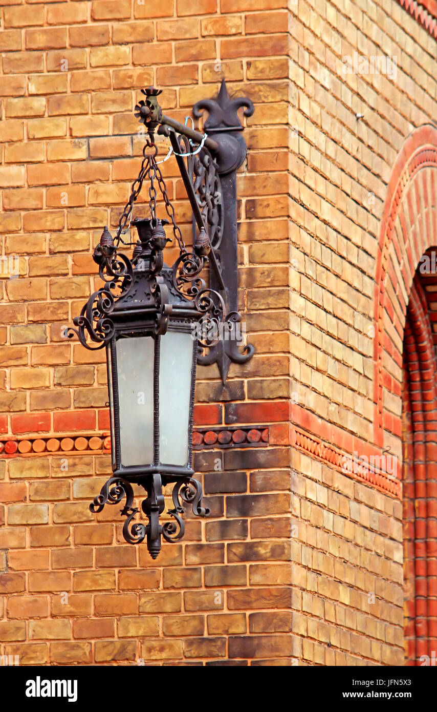 Lanterna di residenza di Bukovinian e Metropoliti della Dalmazia, ora parte di Chernivtsi università. Yuriy Fedkovych Chernivtsi National University Foto Stock