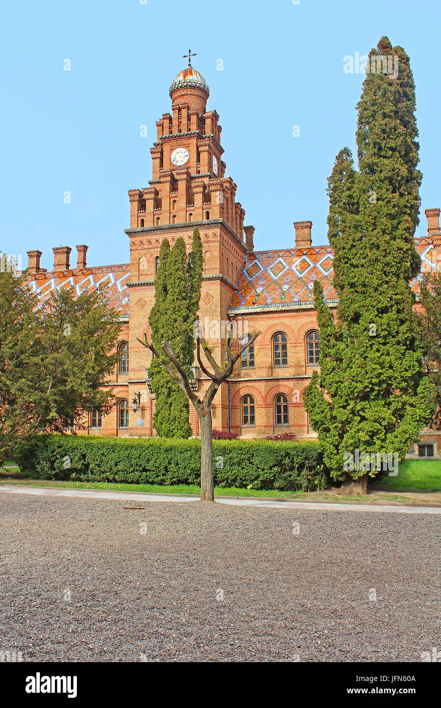 Residenza di Bukovinian e Metropoliti della Dalmazia, ora parte di Chernivtsi università. Yuriy Fedkovych Chernivtsi National University. Chernovtsi Foto Stock