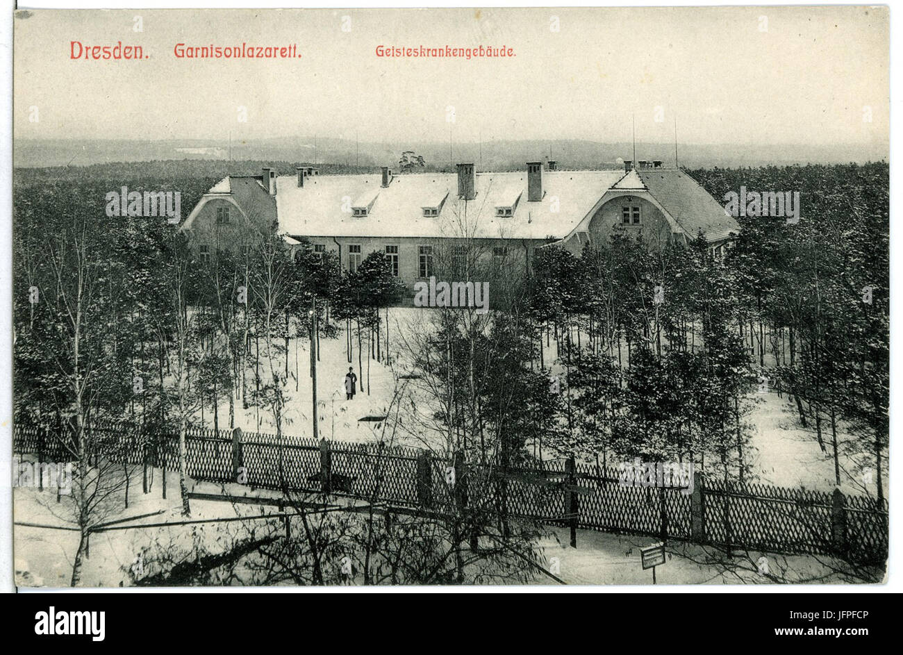 Una cartolina del 1910 di Brück & Sohn raffigurante il Garnisonslazarett (ospedale militare) di Dresda, che servì come istituzione chiave per l'assistenza alla salute mentale e il trattamento militare durante il periodo. Foto Stock