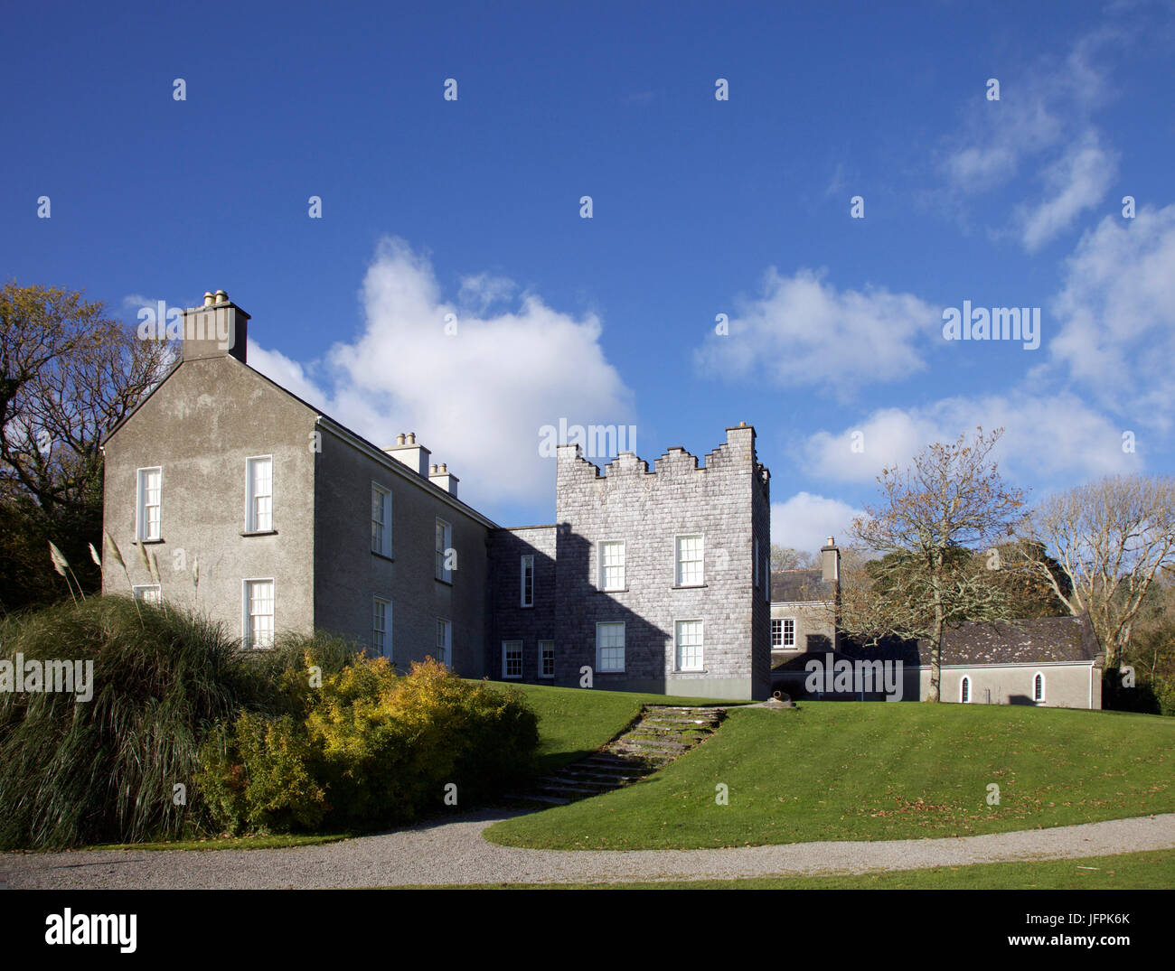 Il Derrynane House, casa ancestrale dell'uomo politico irlandese di Daniel O'Connell Foto Stock
