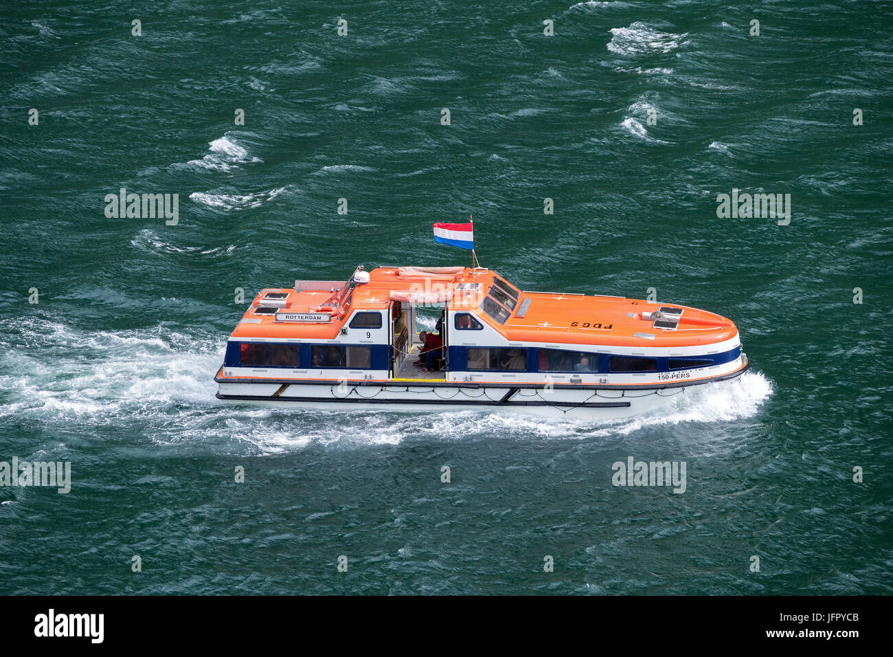 Offerta Barca della nave da crociera in Rotterdam il Geirangerfjord, Norvegia Foto Stock