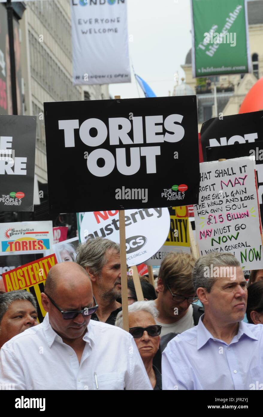 John McDonnell's Anti-Tory marzo a Londra. Foto Stock