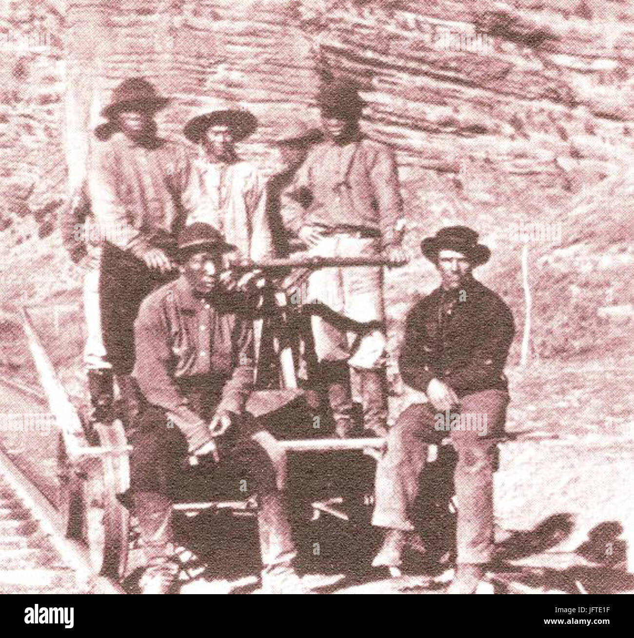 19E4B896E7B480E5898DE5essere80e58C97E7BE8EE6B4B2E88888E5BBBAE990B5E8B7AFE79A84E4B8ade59C8BE58B9EE5B7A5 Foto Stock