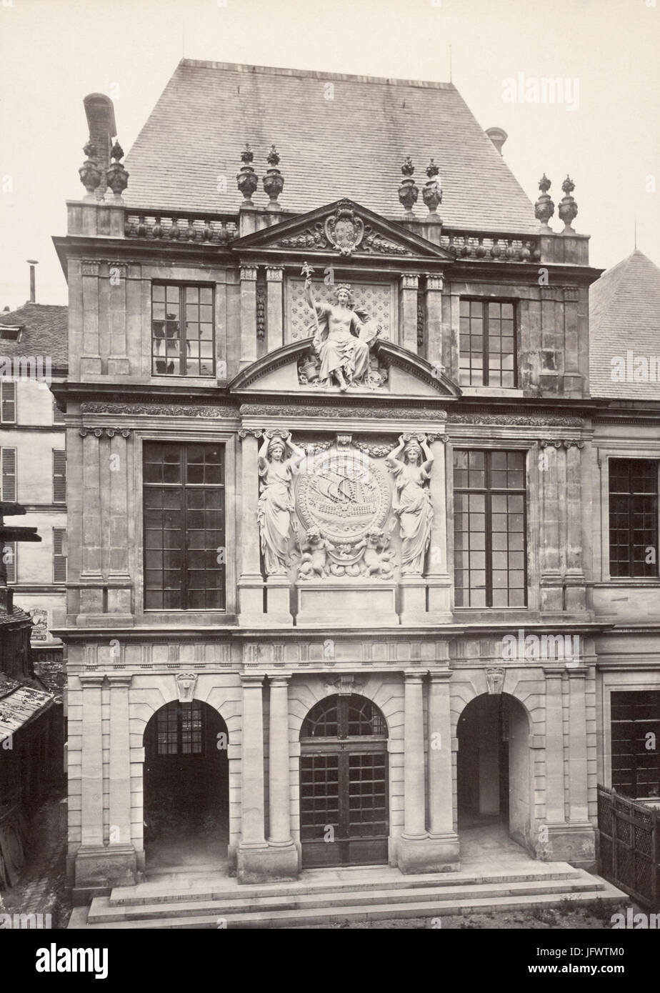 Charles Marville, Hôtel Carnavalet - Facciata des Drapiers, ca. 1850-70 Foto Stock