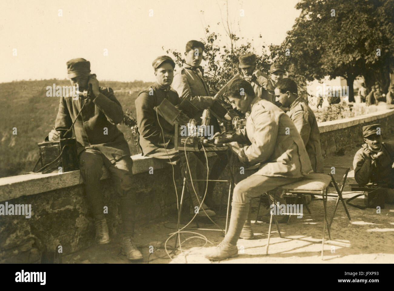 I soldati dell'Esercito Italiano funzionante a trasmissioni, Italia 1915 Foto Stock