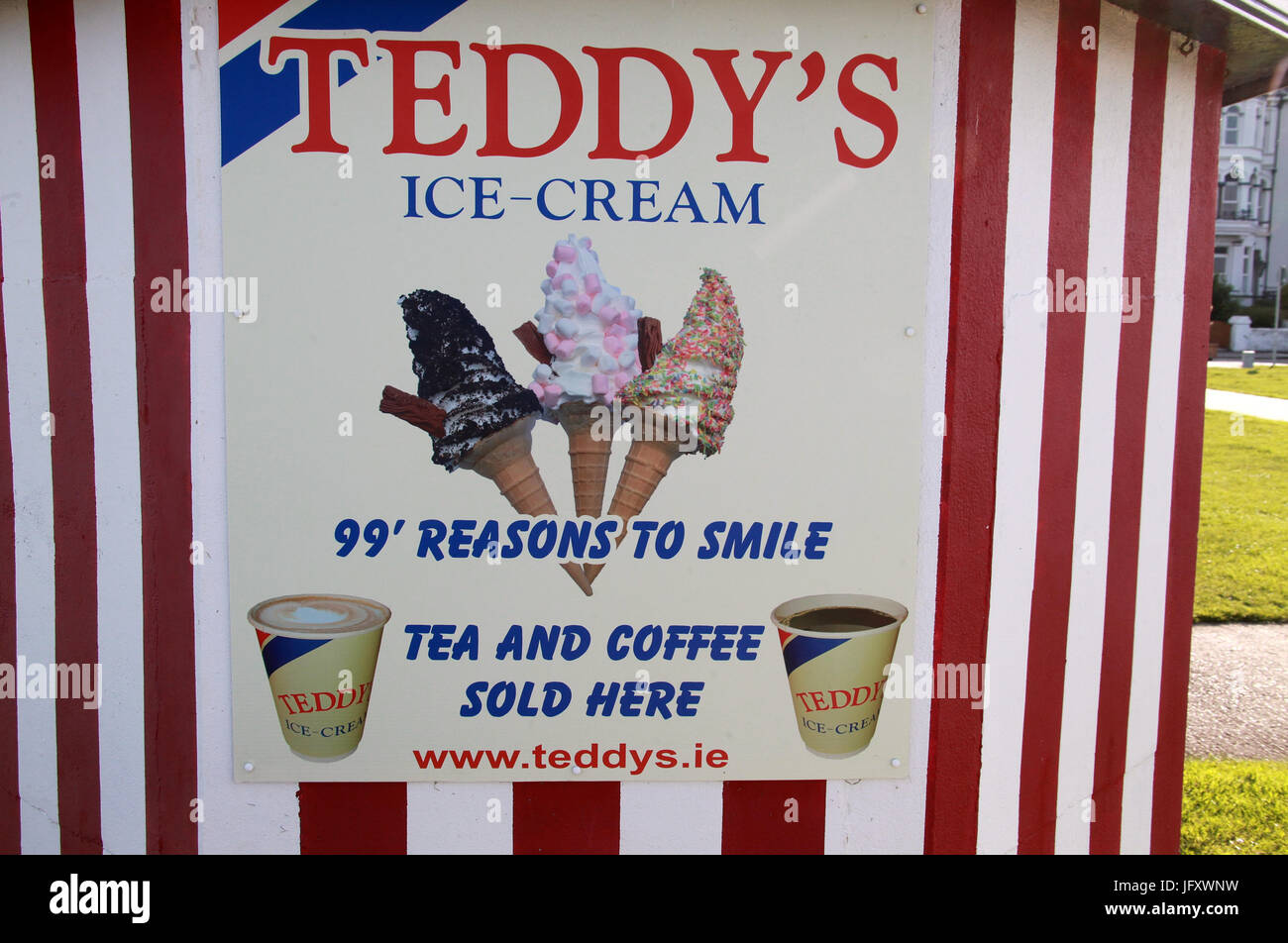 Teddys Ice Cream stand sul lungomare di Bray in Irlanda Foto Stock