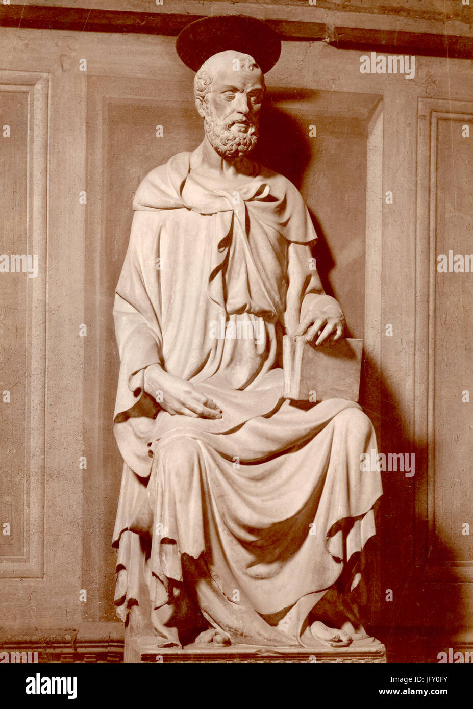 San Matteo Evangelista, statua in marmo di Bernardo di Pietro Ciuffagni, Firenze, Italia Foto Stock