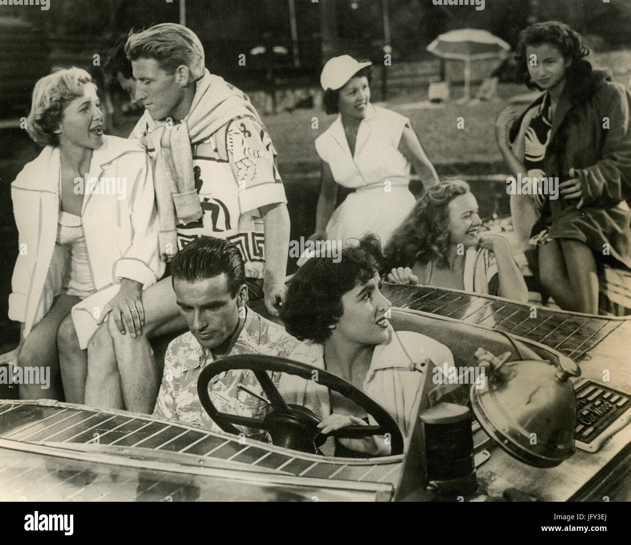 Montgomery Clift e Elizabeth Taylor in una scena del film un posto al sole, Stati Uniti d'America degli anni cinquanta Foto Stock