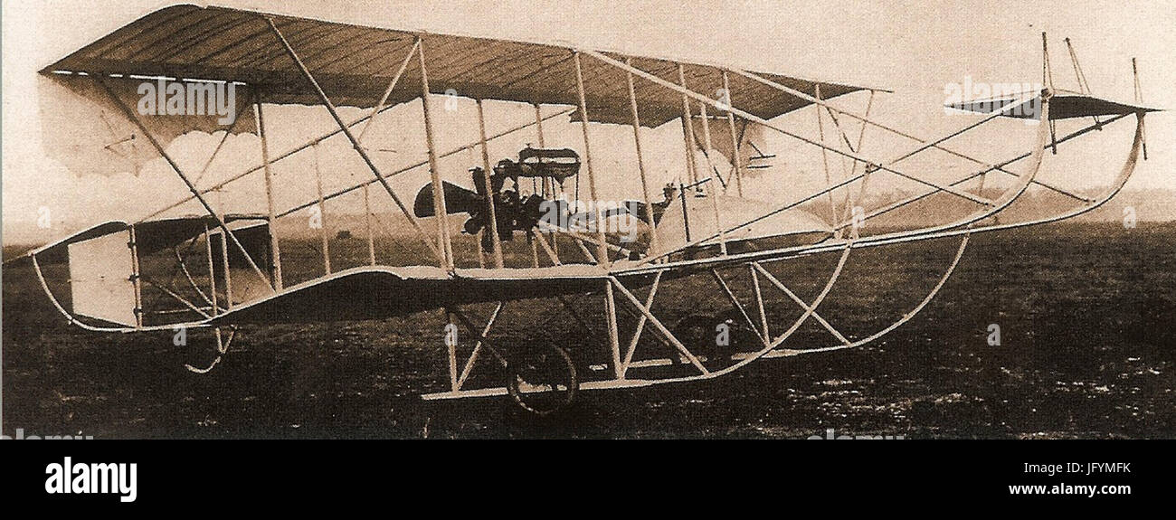 Primo Piano in Giappone (1911) - Henri Farman Foto Stock