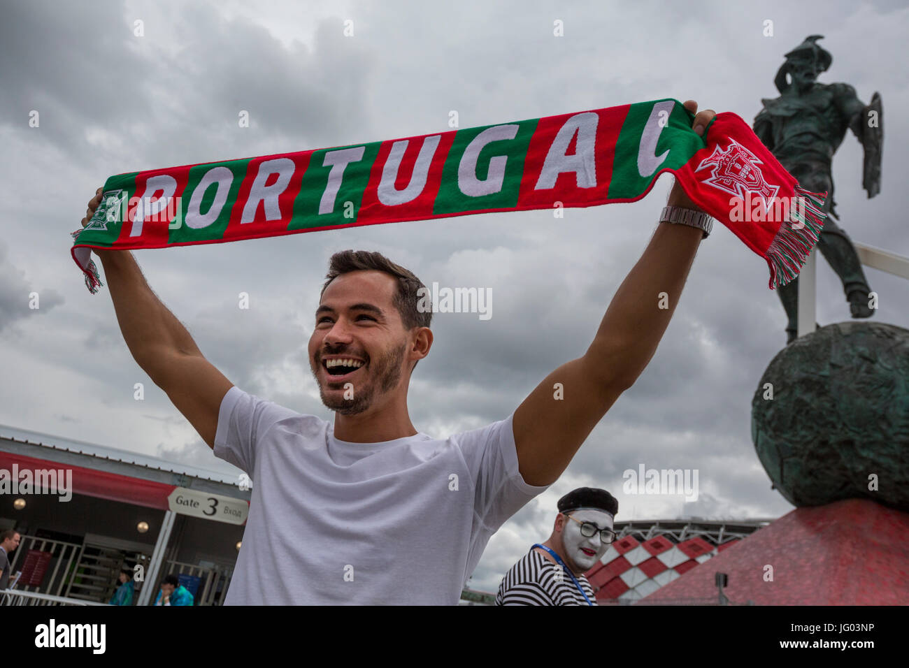 Mosca, Russia, 2 luglio, 2017. Per gli appassionati di calcio prima del 2017 FIFA Confederations Cup terzo posto partita di calcio tra il Portogallo e il Messico a Spartak Stadium di Mosca, Russia Foto Stock