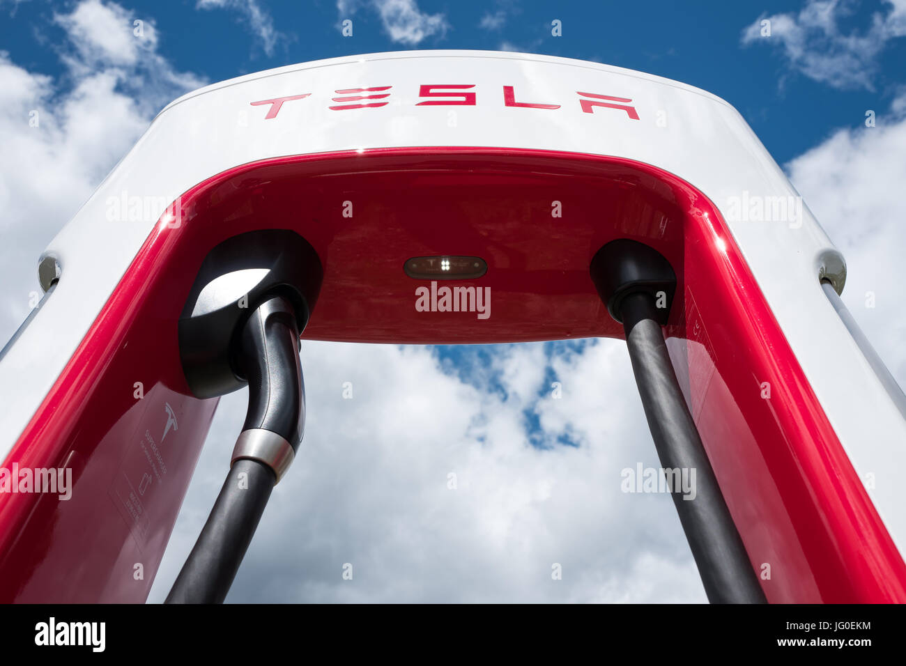 Tesla supercharger stazione in Eidfjord, Norvegia Foto Stock