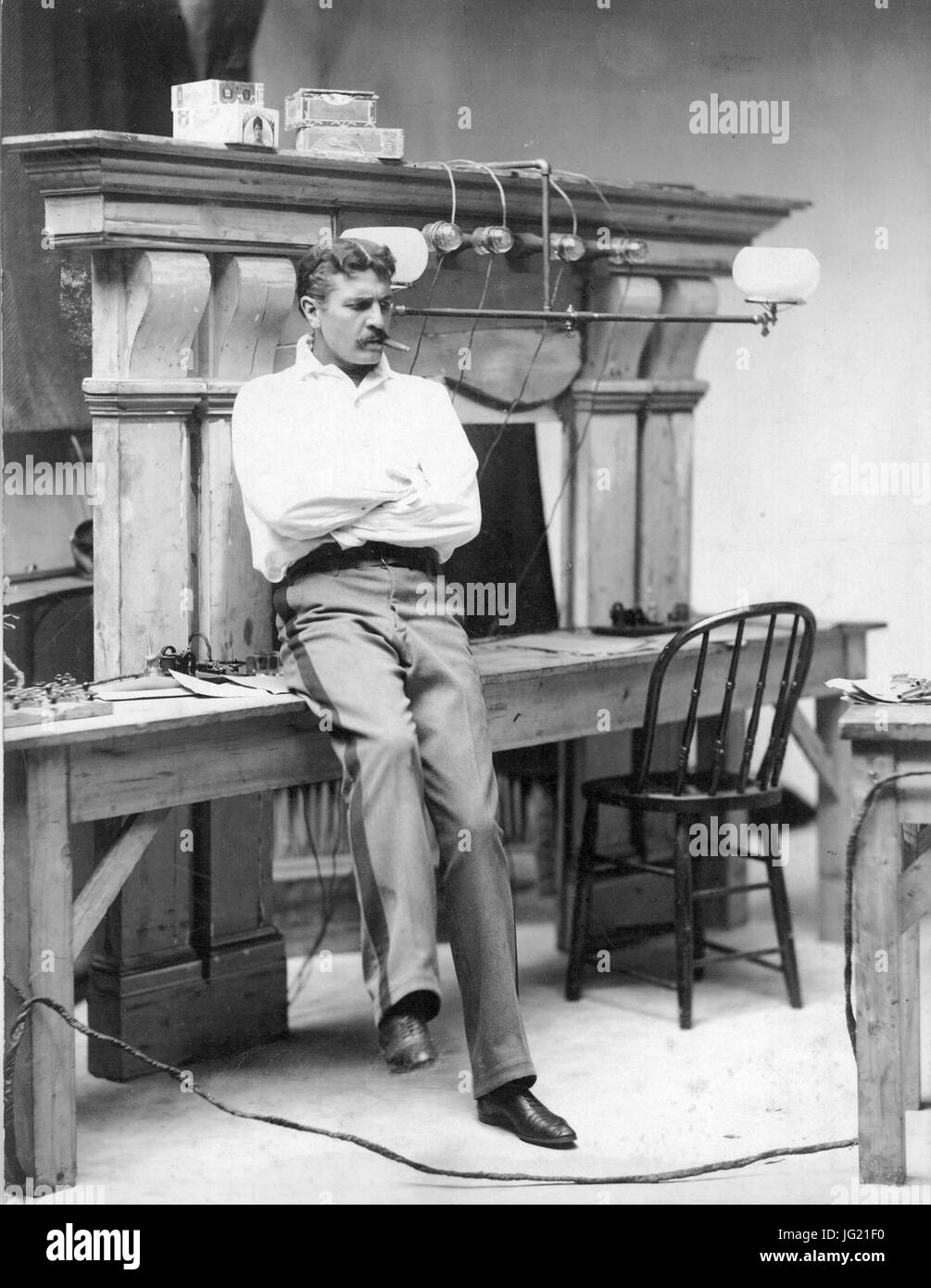 Gillette in Secret Service - FullBody Shot Foto Stock