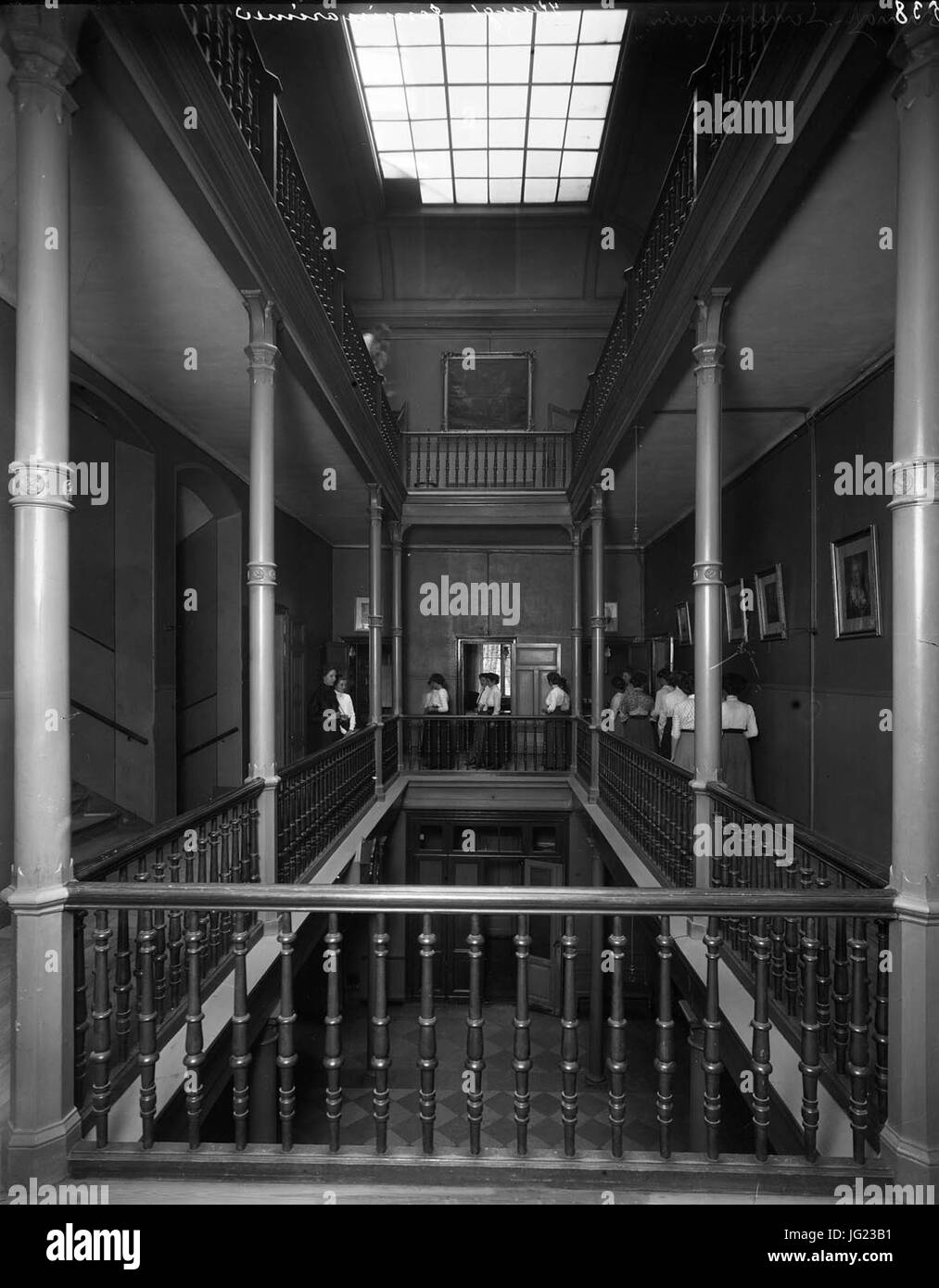 Interiörbild från Lärarinneseminariet, Riddargatan 6, Stoccolma. Troligen 1910-tal - Nordiska Museet - NMA.0054001 Foto Stock