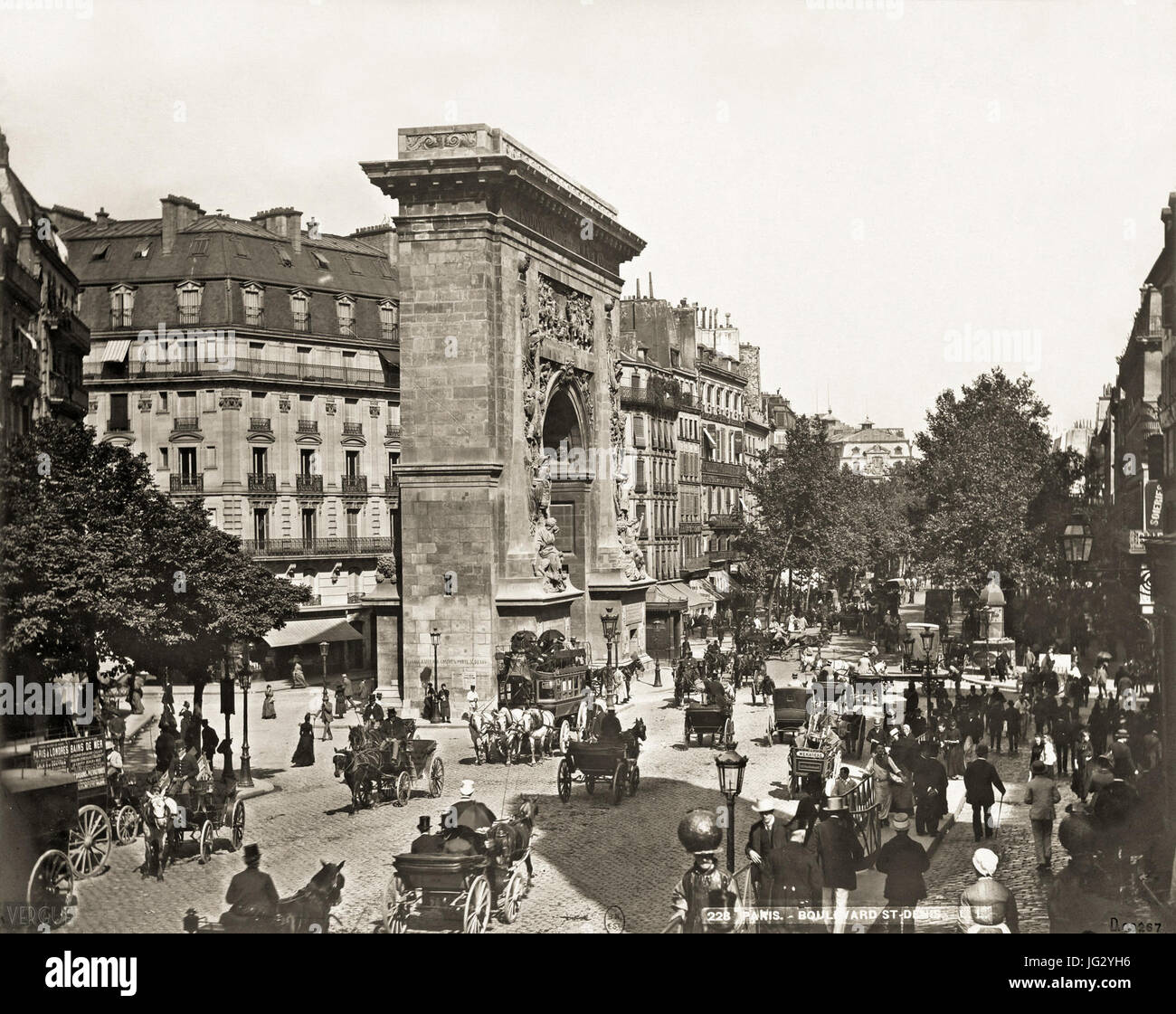 Léon & Lévy, Boulevard et porte Saint-Denis, c. 1889 01 Foto Stock