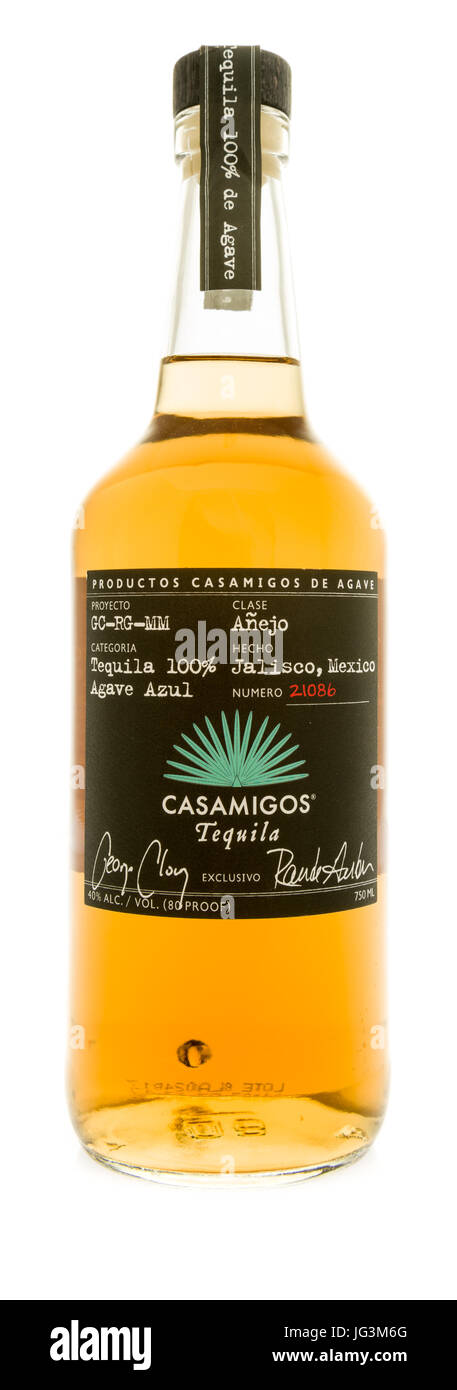 Winneconne, WI - 1 Luglio 2017: una bottiglia di tequila Casamigos isolato su un background. Foto Stock