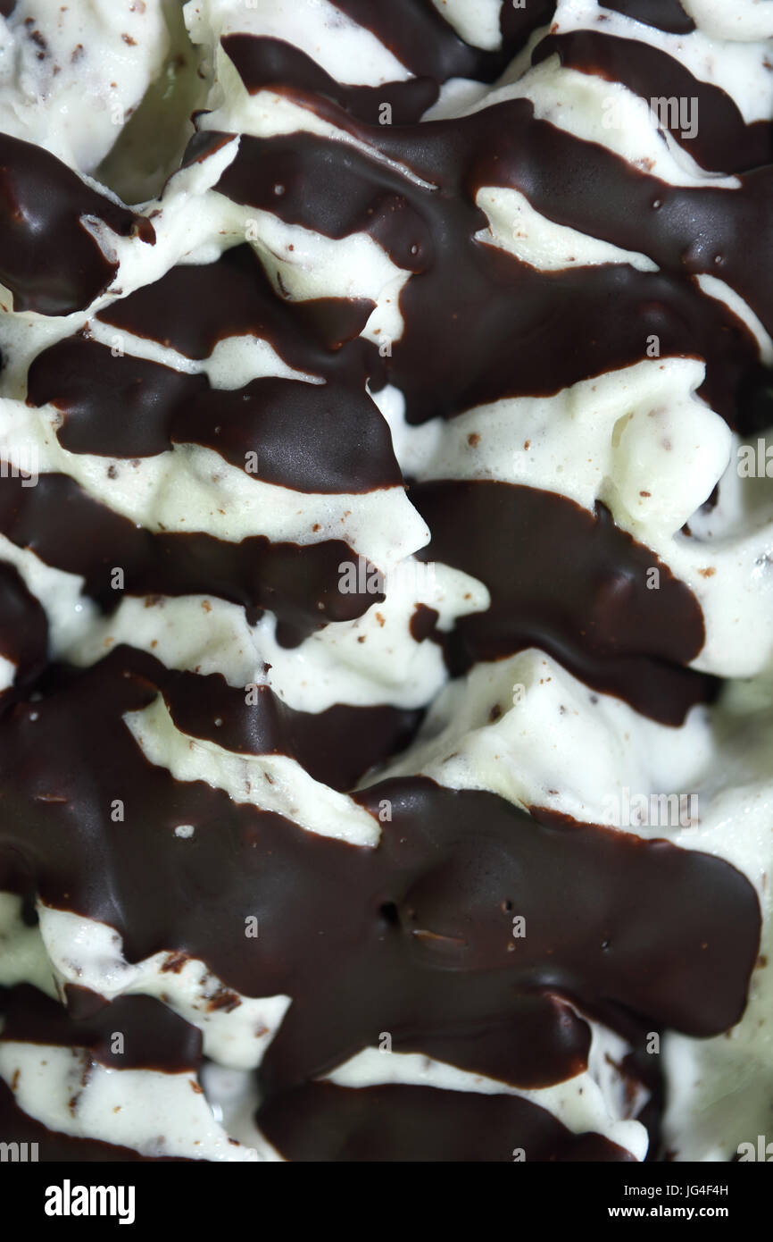 Dettaglio di un gelato artigianale di stracciatella Foto Stock