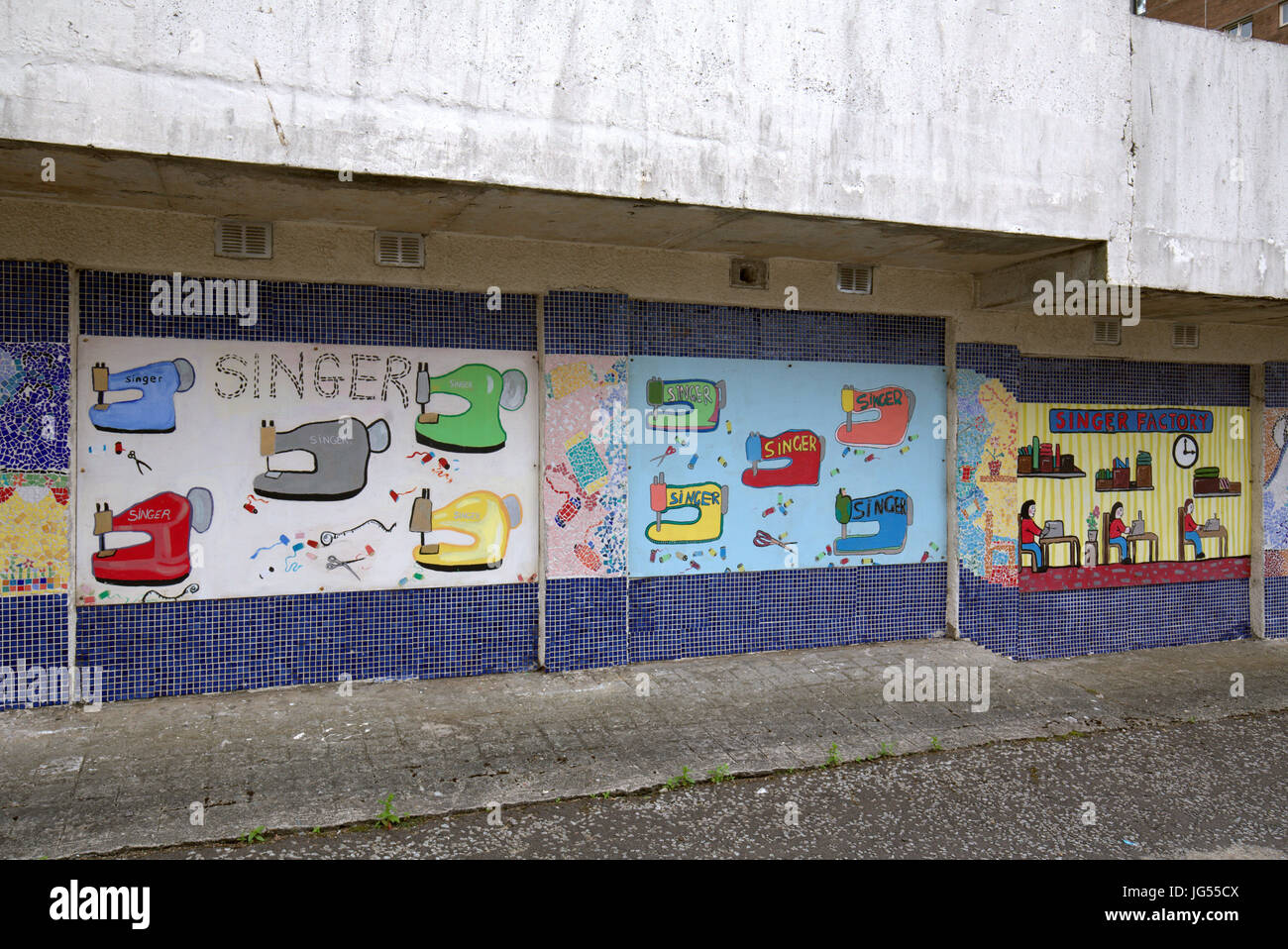 Storia dell'arte a Clydebank murales cantante semina di fabbrica della macchina Foto Stock