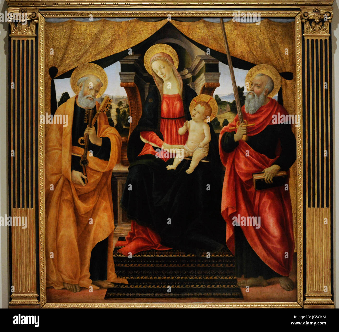 Vincenzo Frediani (documentato 1476-d.1505). Madonna e il Bambino tra San Pietro e San Paolo, ca.1490. Museo d'Arte Nazionale della Catalogna. Barcellona. La Catalogna. Spagna. Foto Stock