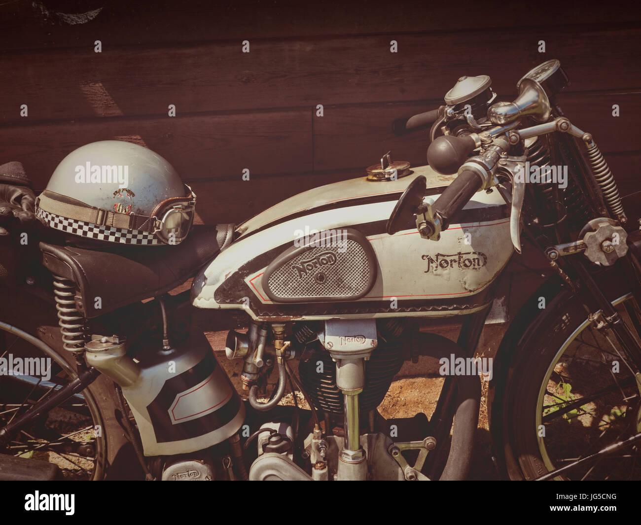 Vintage Triumph Motor bike a Brooklands motociclo giorno 07/02/2017 Foto Stock