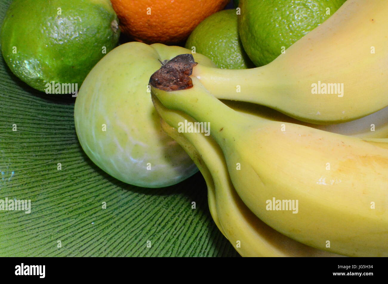 Coppa di frutta con frutta mista Foto Stock