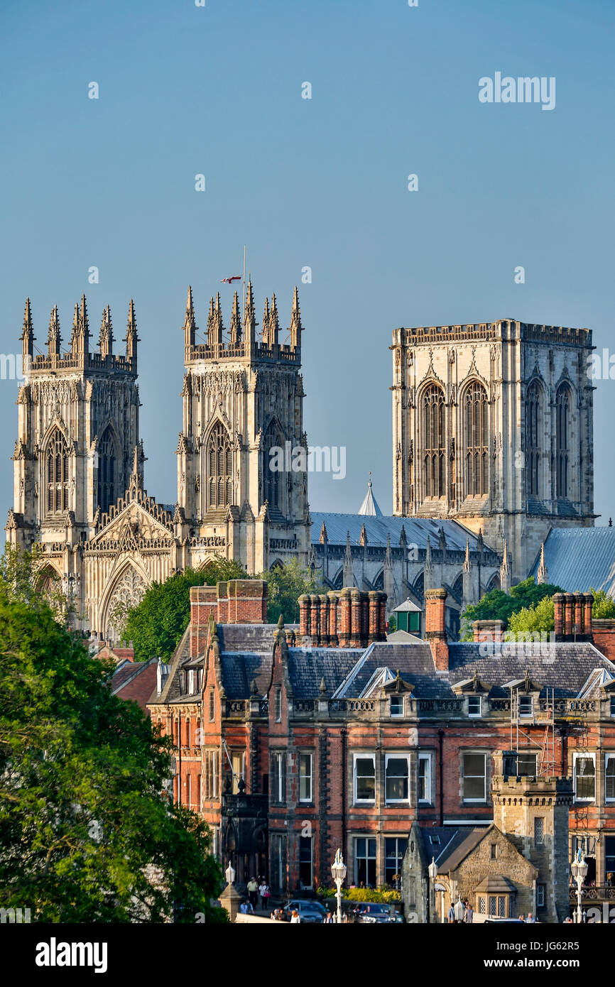 York Minster (la Cattedrale Metropolitical e Chiesa di San Pietro), York, Yorkshire, Inghilterra, Regno Unito Foto Stock