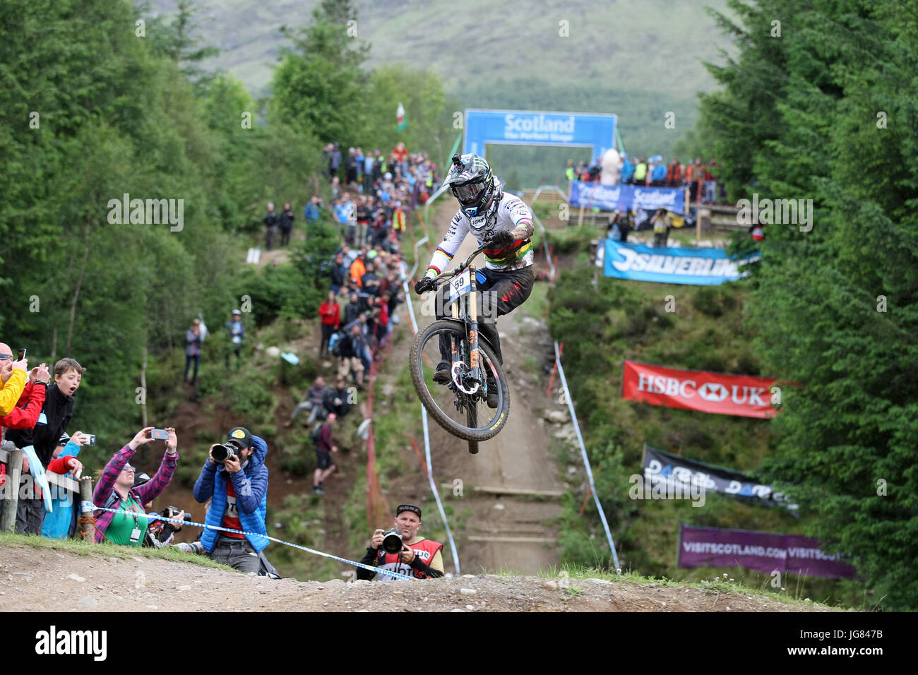 Fort William, Scozia. Il 4 giugno, 2017. Danny Hart al Mountain Bike Downhill Coppa del mondo. Foto Stock