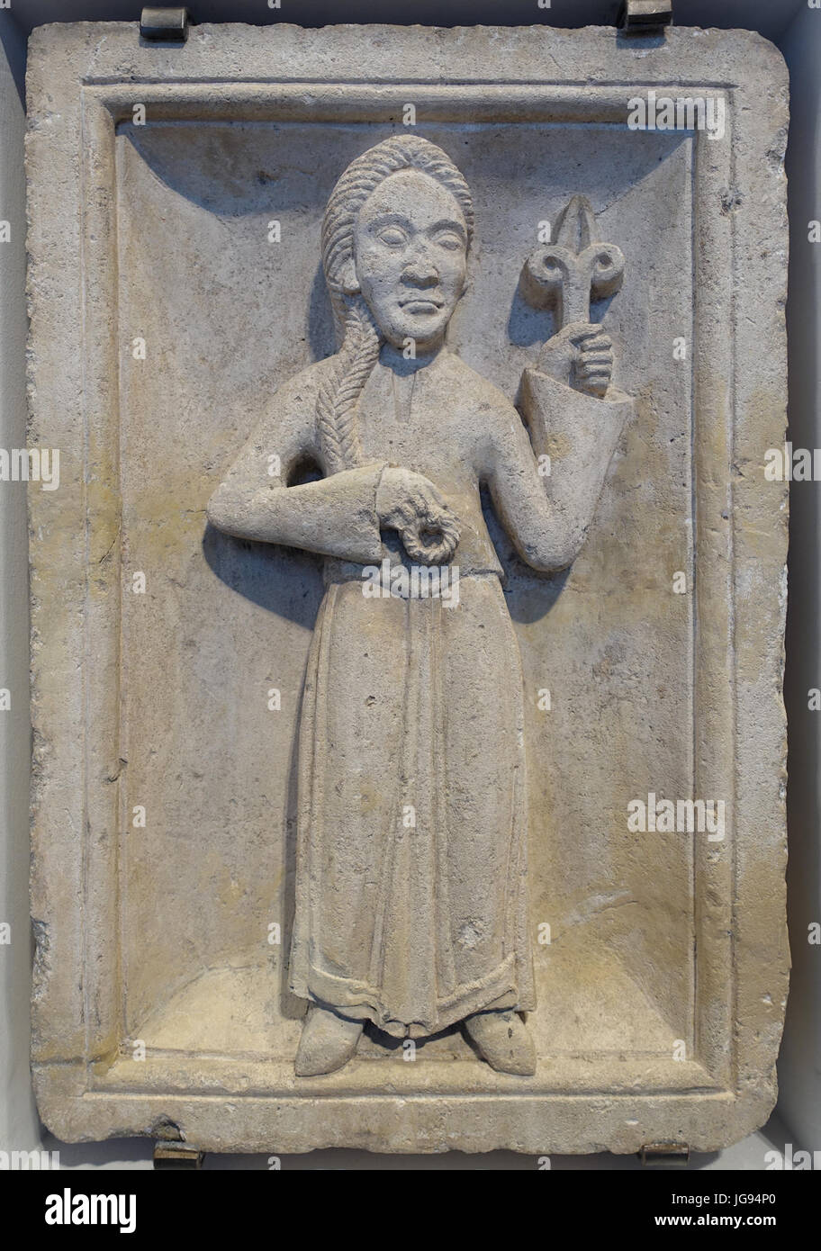 Segno zodiacale di Virgo dall'ex abbazia benedettina in Brauweiler, c. 1100-1141, calcare - Museo Schnütgen - Colonia, Germania - DSC09759 Foto Stock