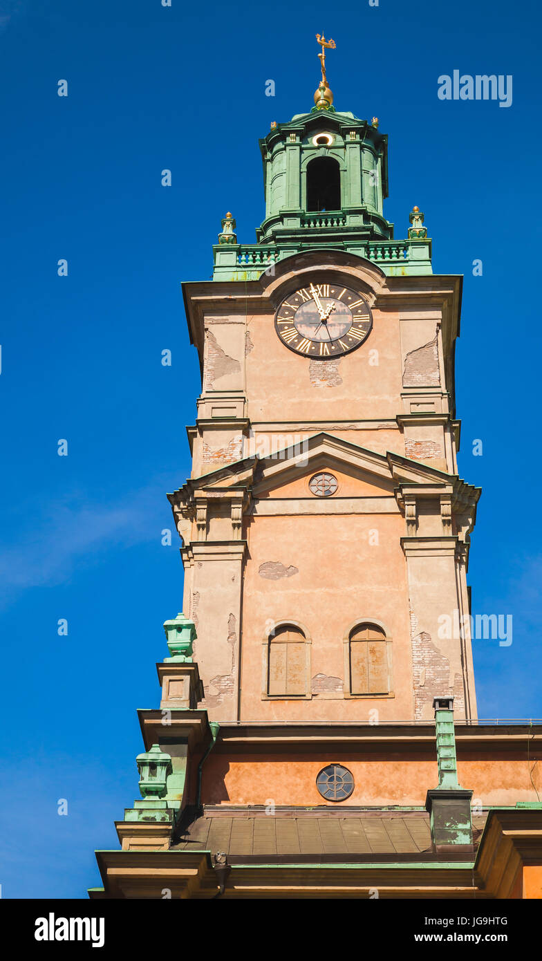 Storkyrkan, close-up foto della sua torre, la chiesa più antica di Gamla Stan, la città vecchia nel centro di Stoccolma, Svezia Foto Stock