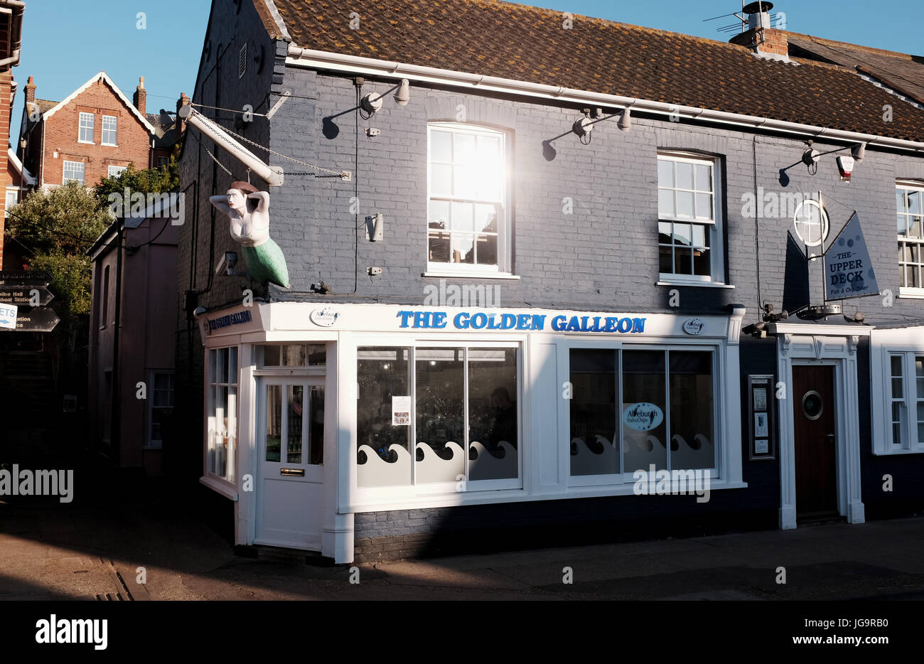 Aldeburgh Suffolk UK - il famoso Golden Galleon Fish and Chips da asporto e ristorante Foto Stock