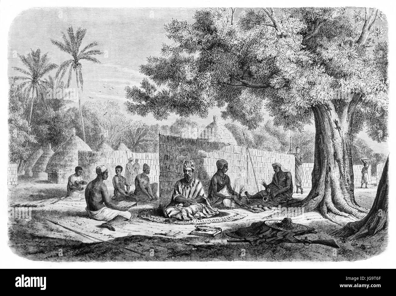 La gente del Senegal nero ascolta il capo accovacciato su un tappeto all'aperto in abito tradizionale. Antica pittura di stile di incisione a toni grigi di Bérard, 1861 Foto Stock