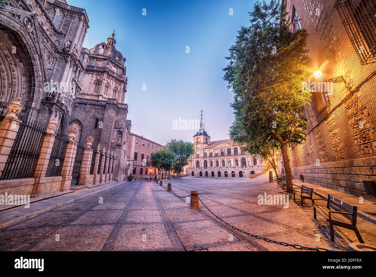 Toledo, Spagna: la città vecchia e la Cattedrale quadrati Foto Stock Toledo, Spagna: la città vecchia e la Cattedrale quadrati Foto Stock