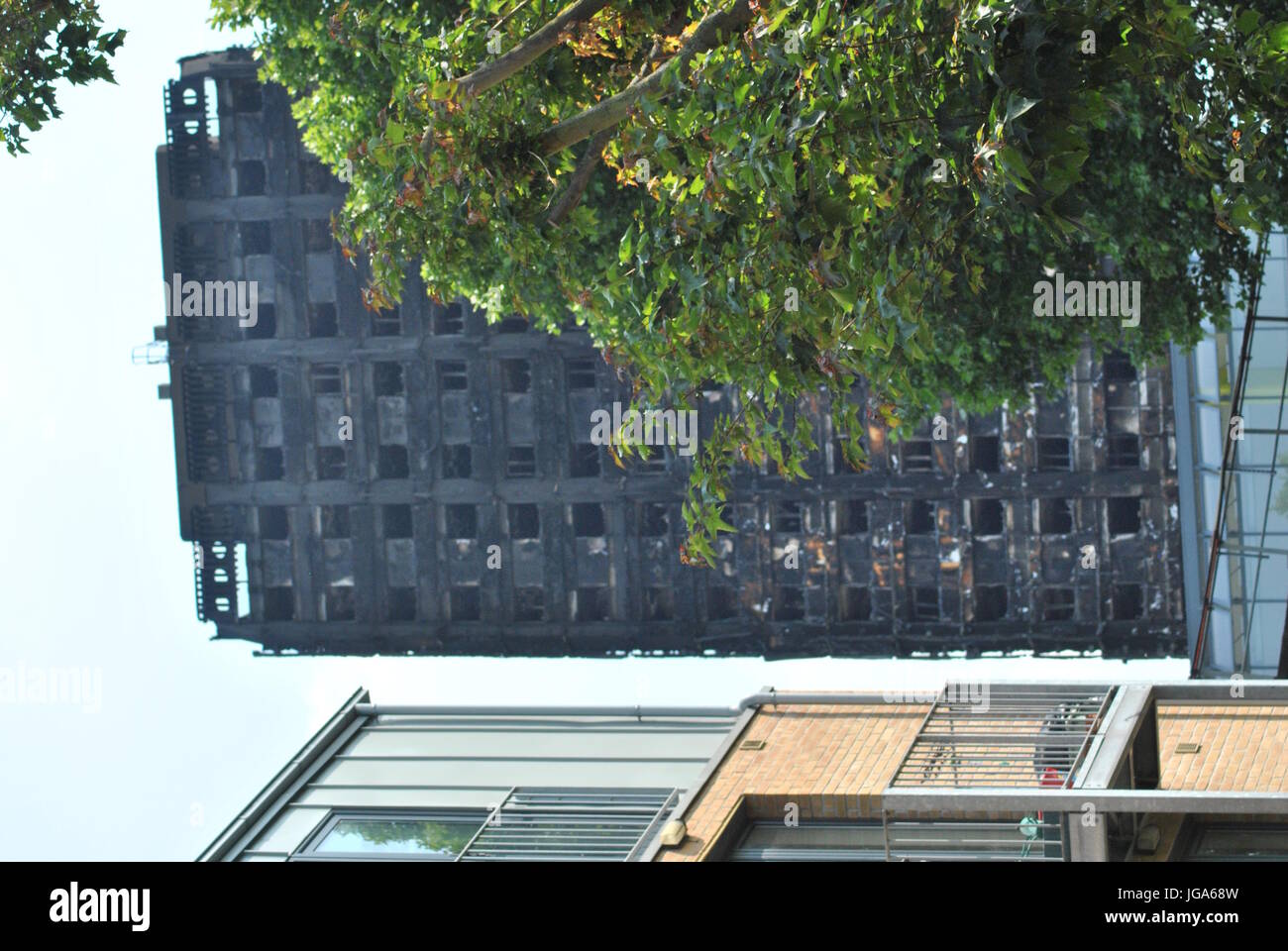 Grenfell Torre Fire danneggiato fotografata da Western Vista laterale Foto Stock