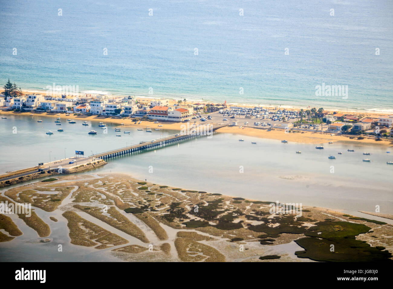 La spiaggia pubblica nel bellissimo Faro Algarve Portogallo Foto Stock