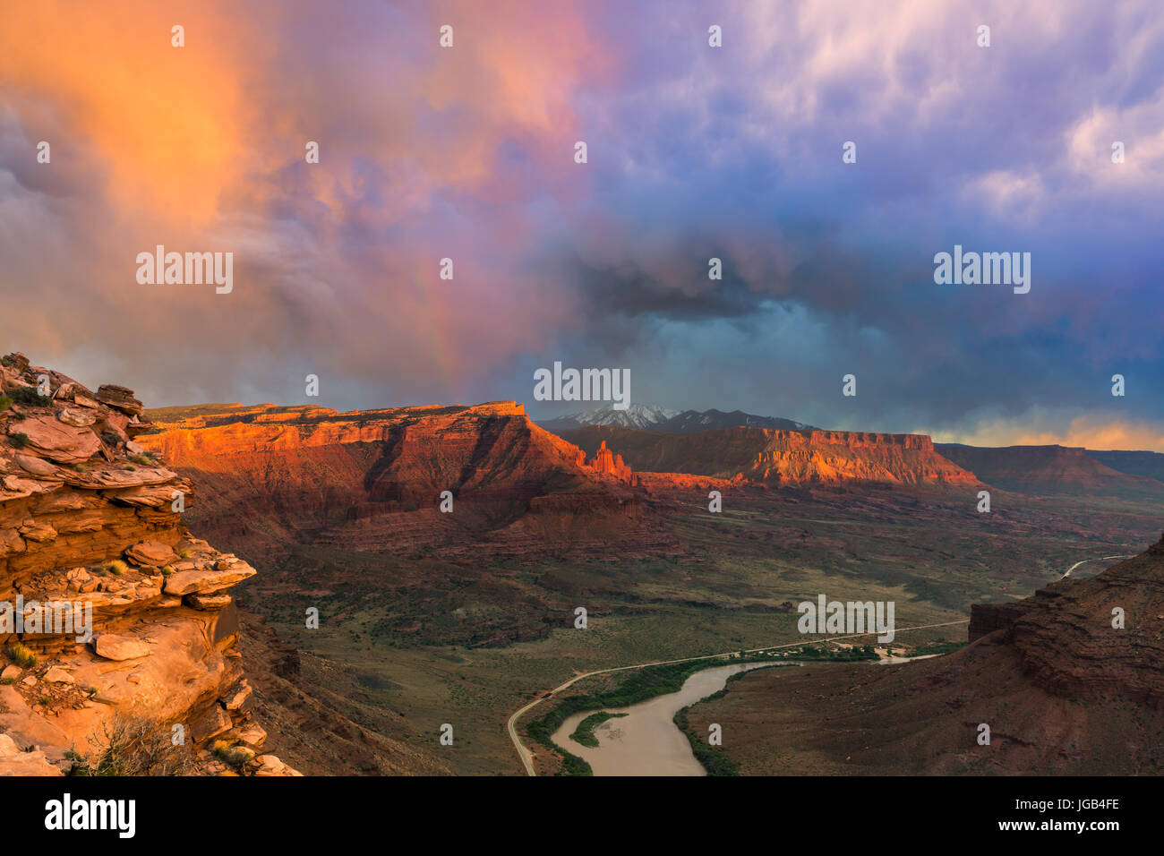 Le Torri di Fisher nella luce del tramonto, vicino a Moab, Utah, Stati Uniti d'America Foto Stock