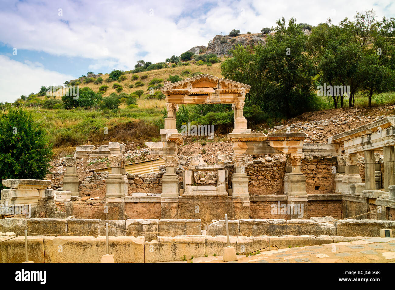 Fontana di Traiano presso lo storico sito archeologico di Efeso in Turchia. Foto Stock