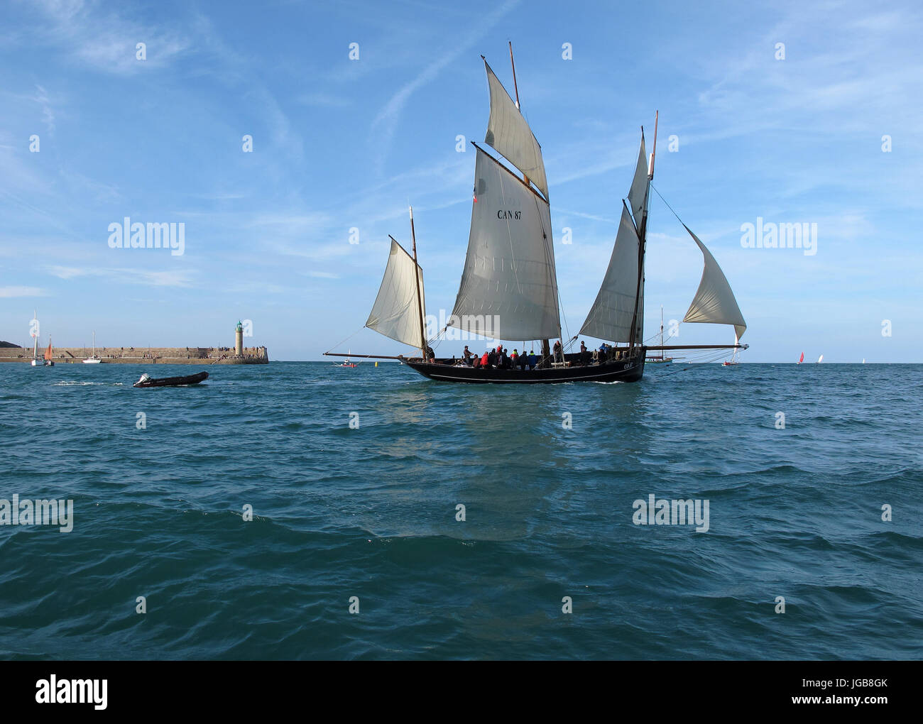 La Cancalaise, Antica Regata a vela, Binic porto vicino Saint-Brieuc, Cotes-d'Armor, Bretagne, Bretagna, Francia, Europa Foto Stock