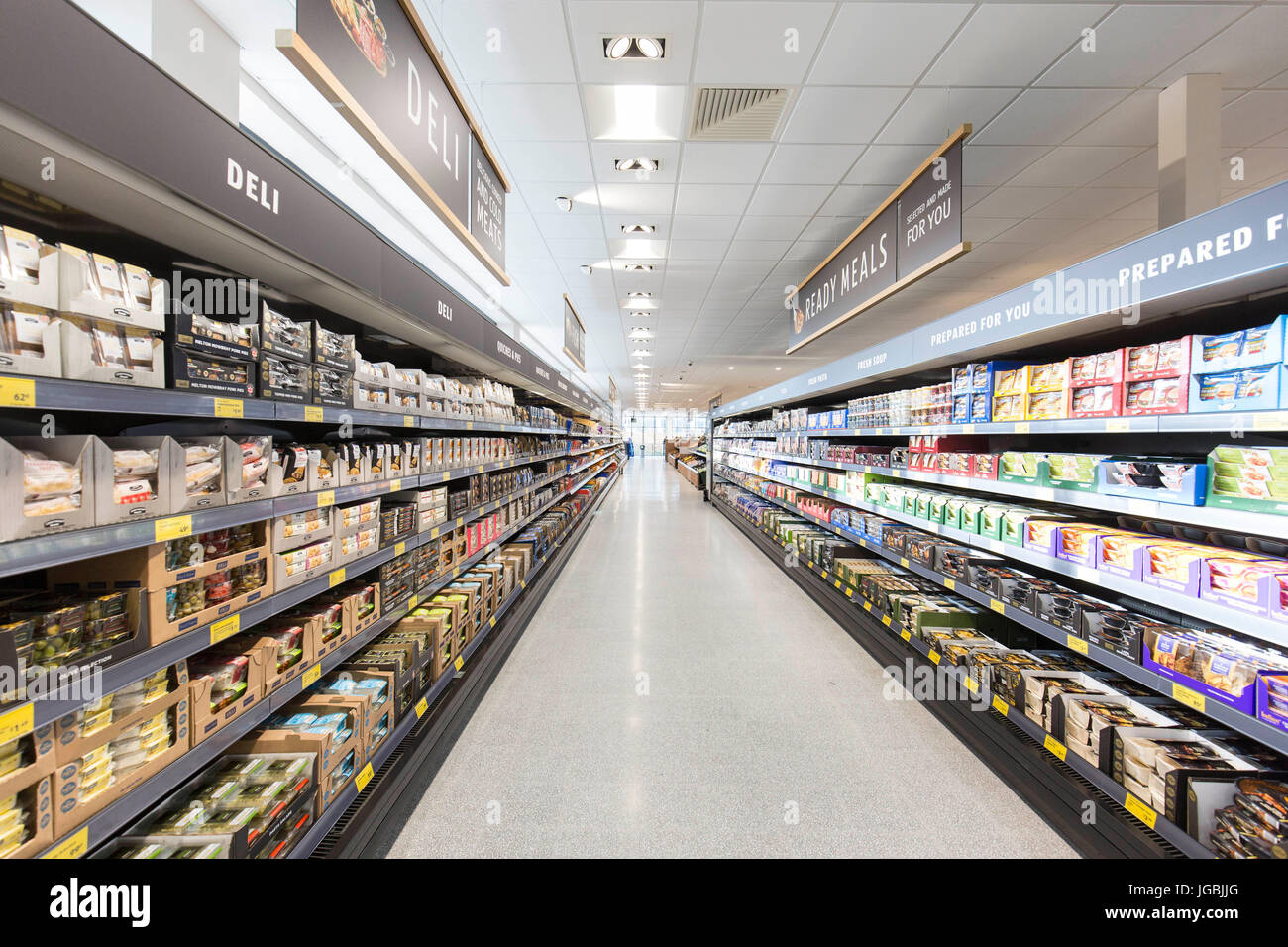 Foto interni di un supermercato ALDI Foto Stock