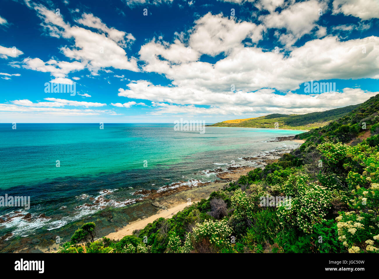 New Scenic 5 posti il paesaggio costiero lungo la Great Ocean Road di Lorne, Victoria, Australia Foto Stock