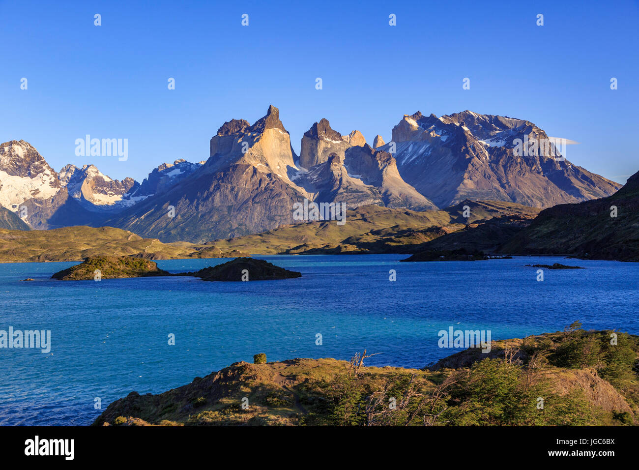 Lago Pehoe, Parco Nazionale Torres del Paine, Patagonia, Cile Foto Stock