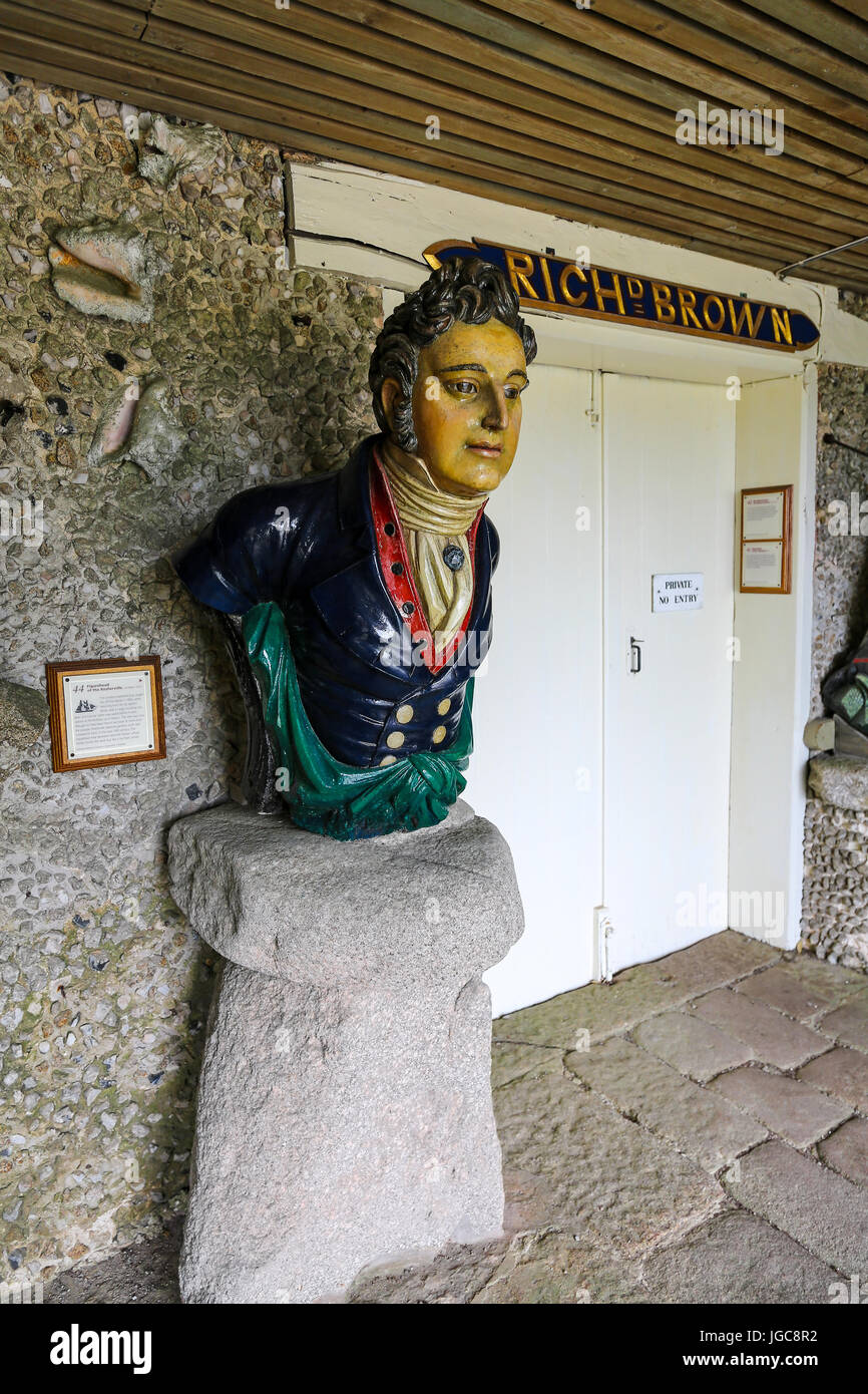 Polena di un gentiluomo inglese da una nave naufragata al Valhalla in Tresco Abbey Gardens, Tresco isola, isole Scilly, Inghilterra, Regno Unito. Foto Stock