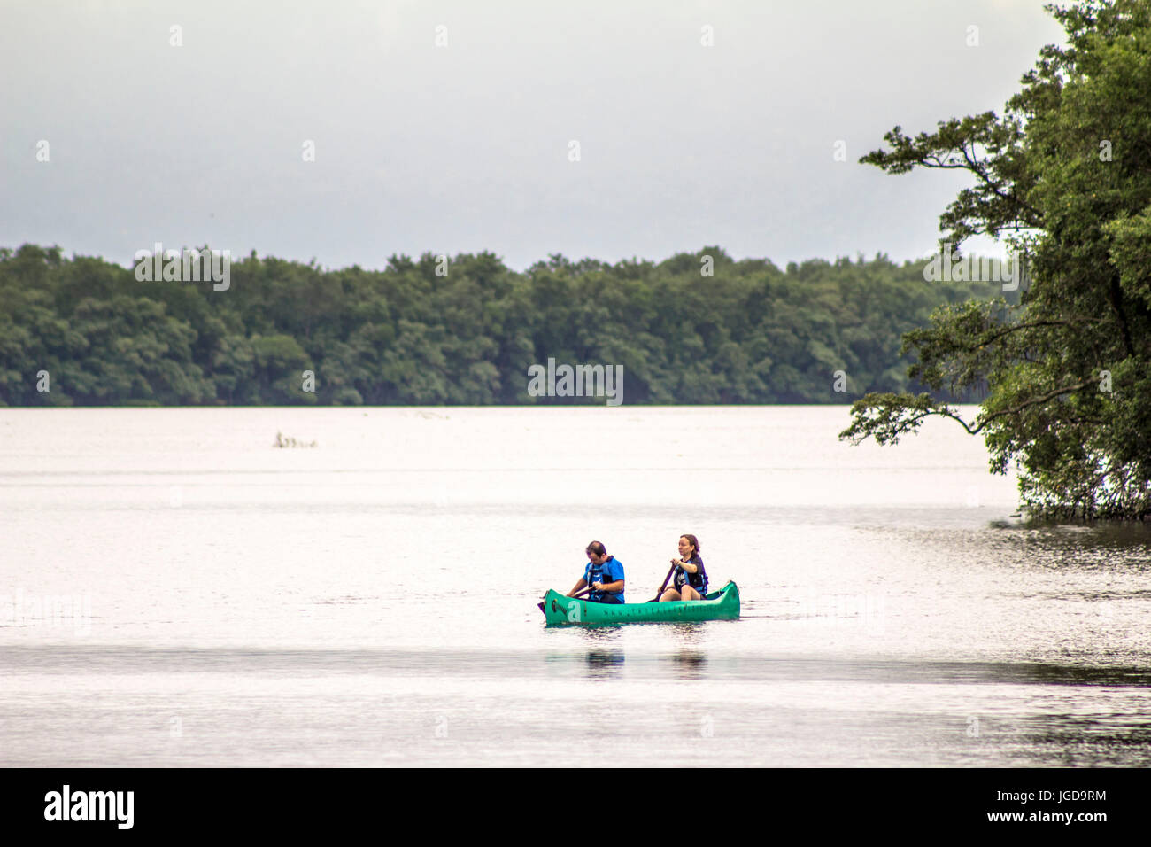 I turisti, ecologico canoismo, south coast, 09.03.2015, Praia Grande, Sao Vicente, São Paulo, Brasile. Foto Stock